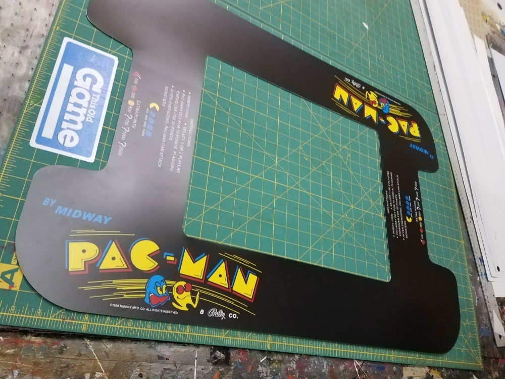 Pac Man Cocktail Underlay